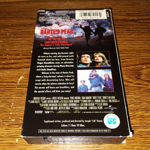 Dante's Peak (VHS, 1997, Universal Pictures) Pierce Brosnan Linda Hamilton - Picture 2 of 6